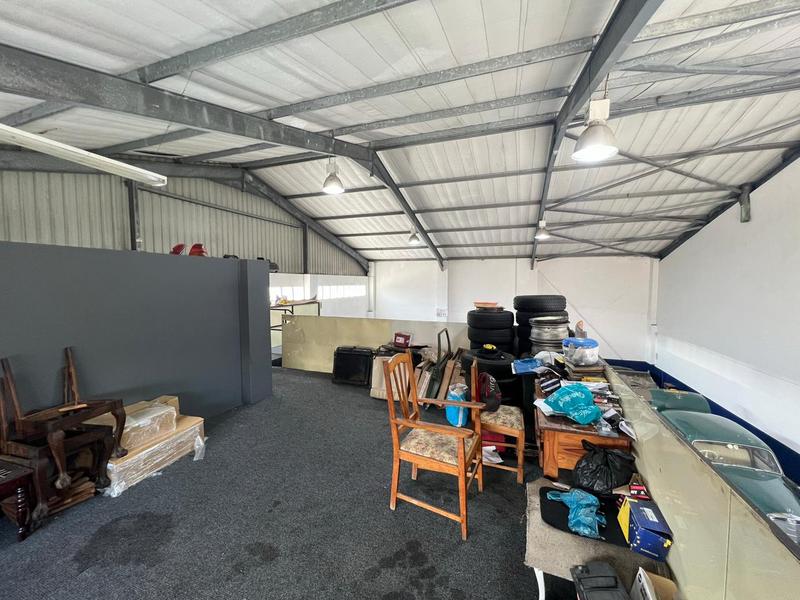 To Let commercial Property for Rent in Walmer Eastern Cape